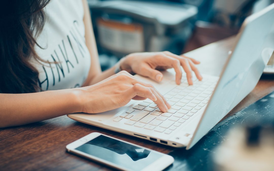 Aproveite a reclusão: 10 cursos online gratuitos para reforçar seu currículo